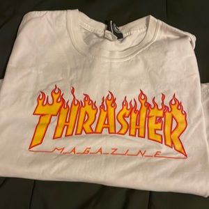 White short sleeve thrasher